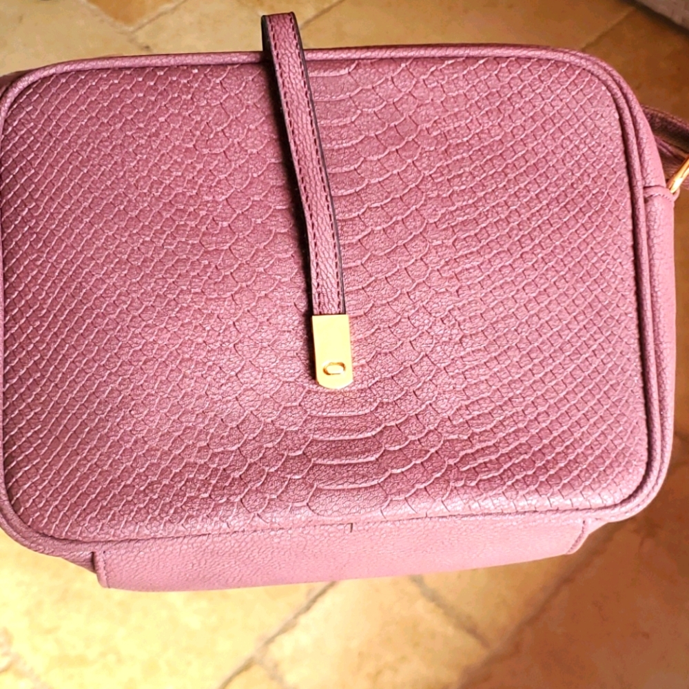 Leather purse